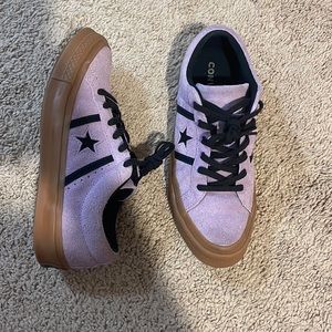 Women’s purple converse size 9w/7m